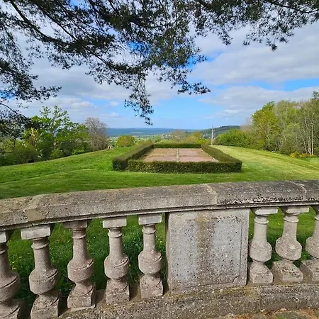 La Maison Du Grand Sapin